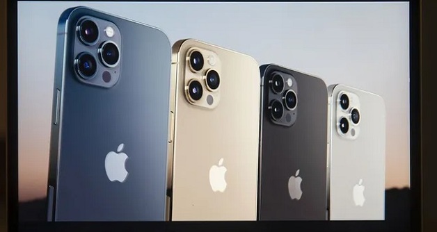     iPhone 12:  Apple 