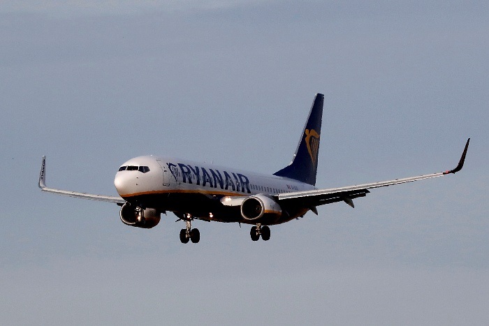         Ryanair