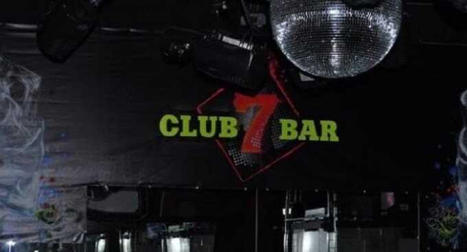   ,          Club 7 bar