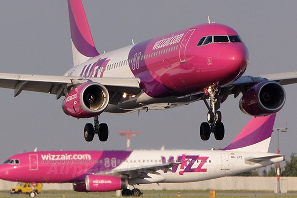 Wizz Air     :  