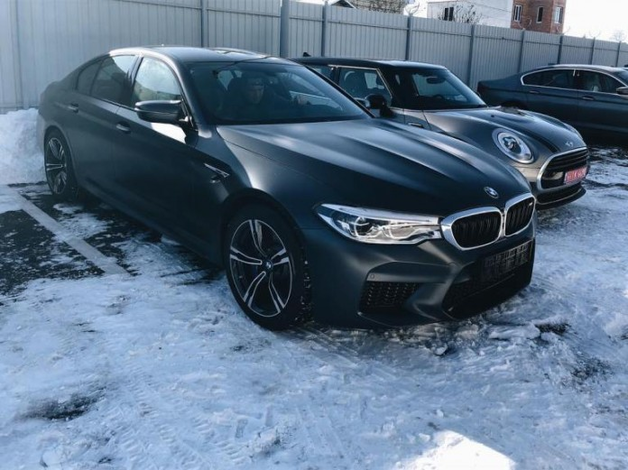      BMW M5