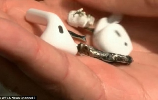       Apple AirPods